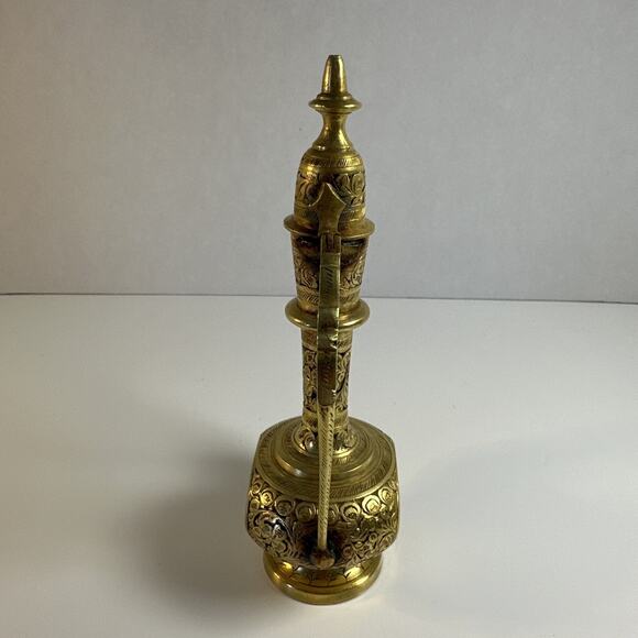 Solid Brass " Tea Pot " from India with Hinged top 8 1/2 inches tall very ornate - Picture 4 of 9